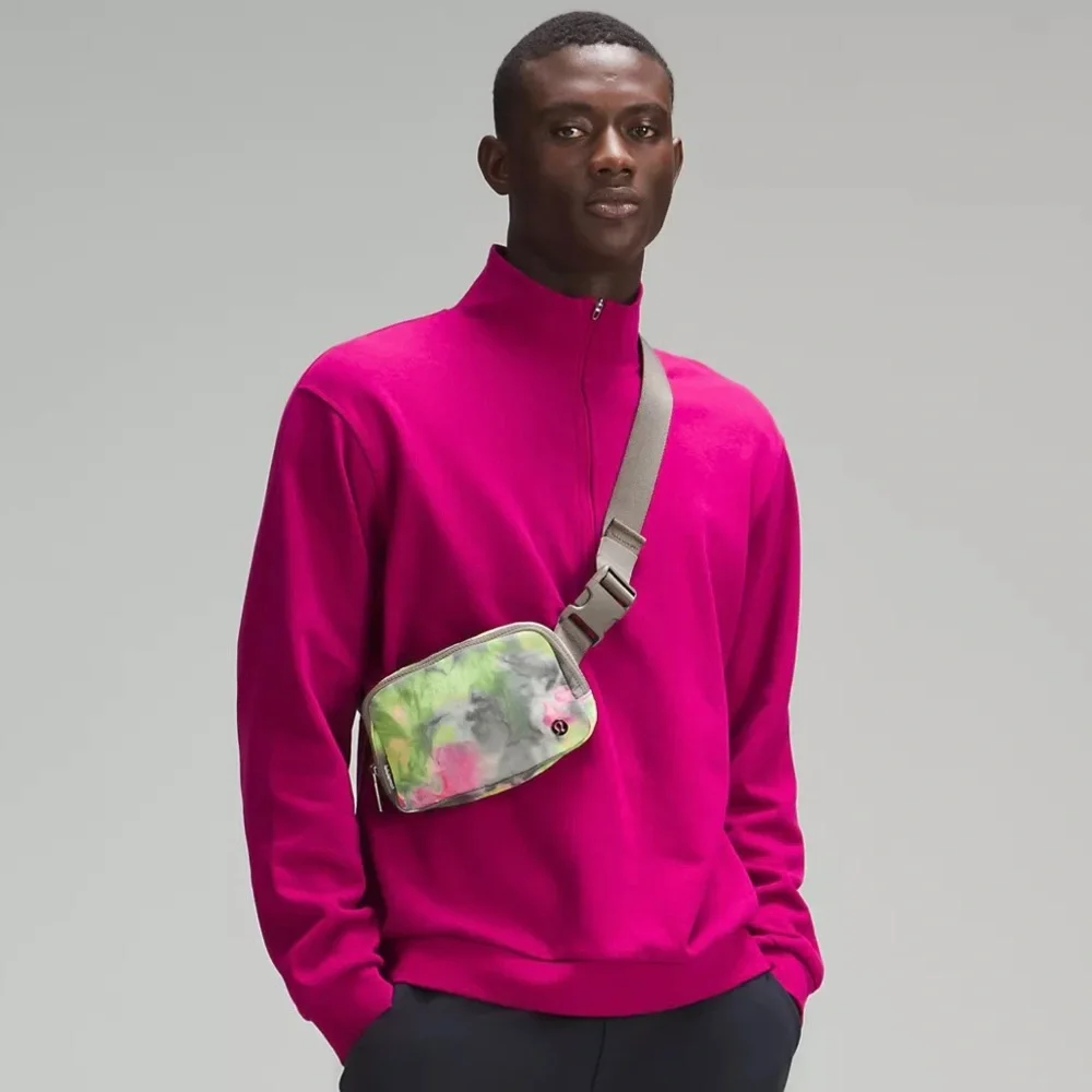 NWT Lululemon Everywhere Belt Bag in Hyper Dye - Picture 5 of 15